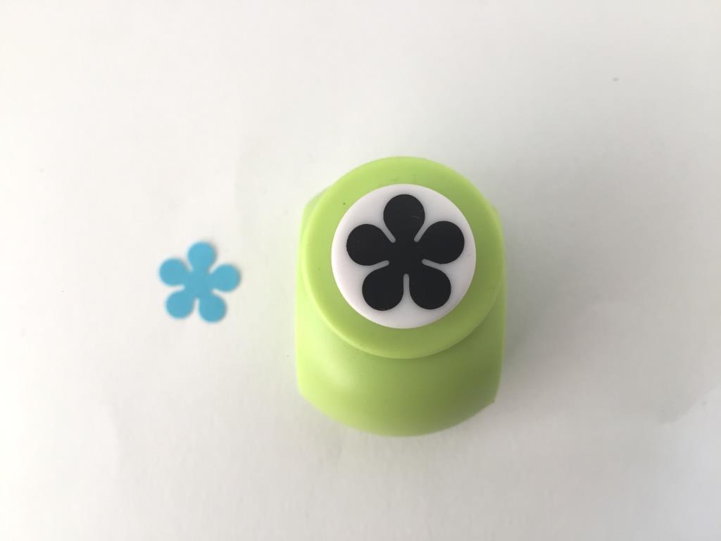 پانچ متوسط طرح گل