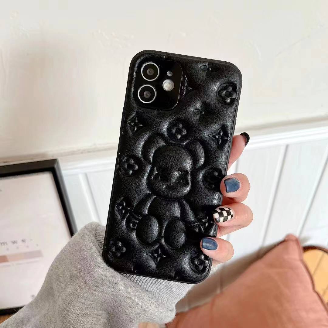 قاب kaws بالشتی