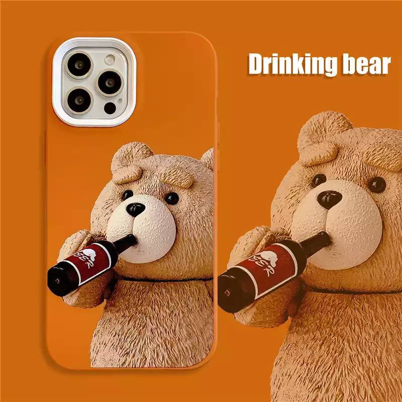 قاب آیفون طرح Drinking bear