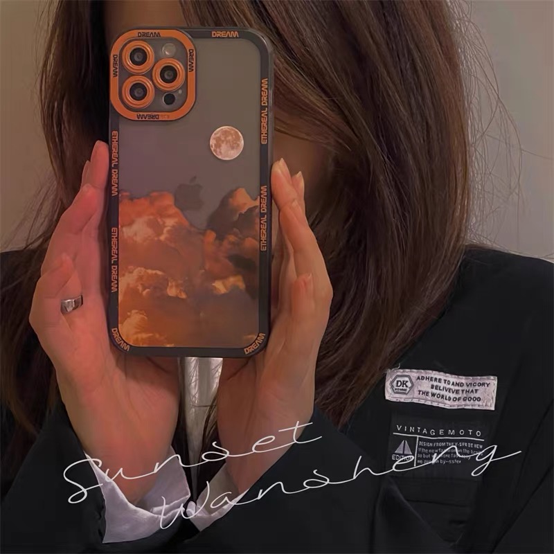 قاب آیفون طرح ابرهای کومولوس