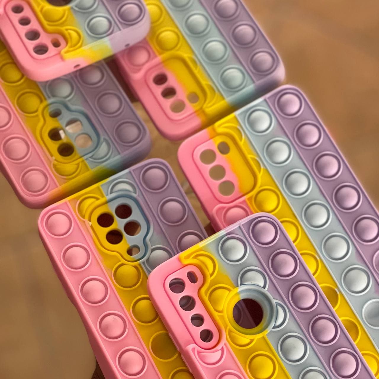 قاب popit فیجت رنگین کمان