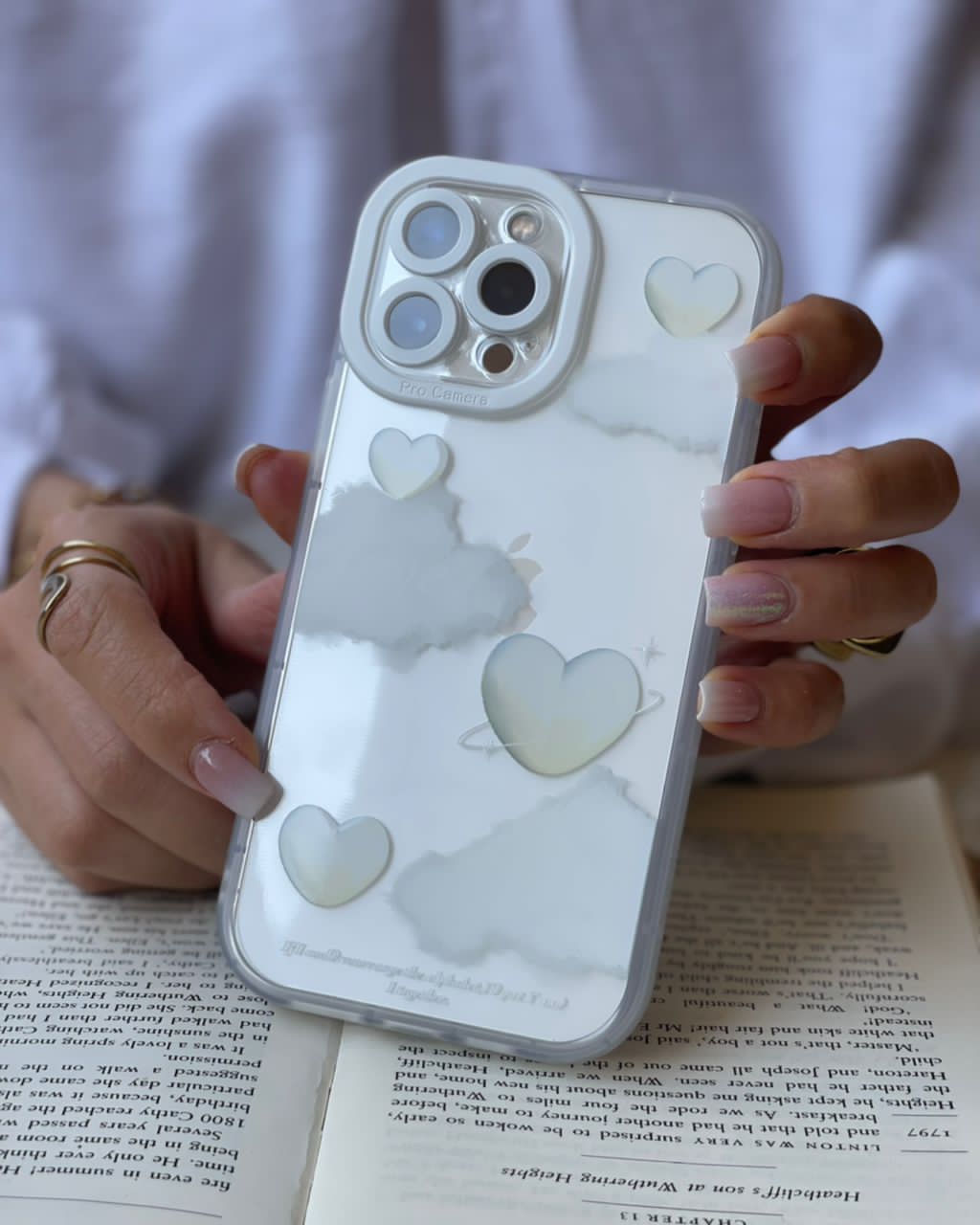 قاب آیفون طرح قلب و عشق آسمانی ابری