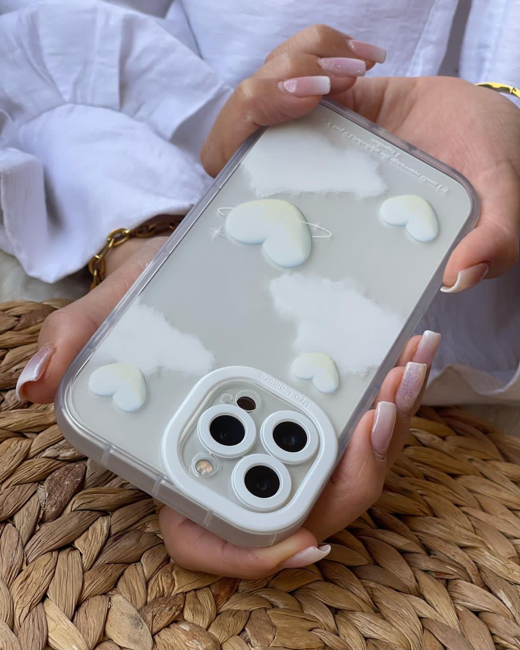 قاب آیفون طرح قلب و عشق آسمانی ابری