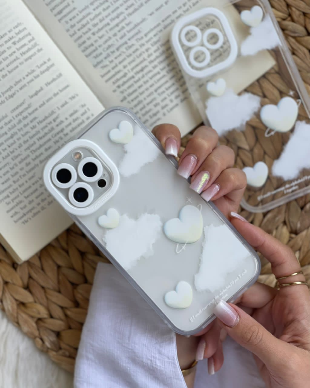 قاب آیفون طرح قلب و عشق آسمانی ابری