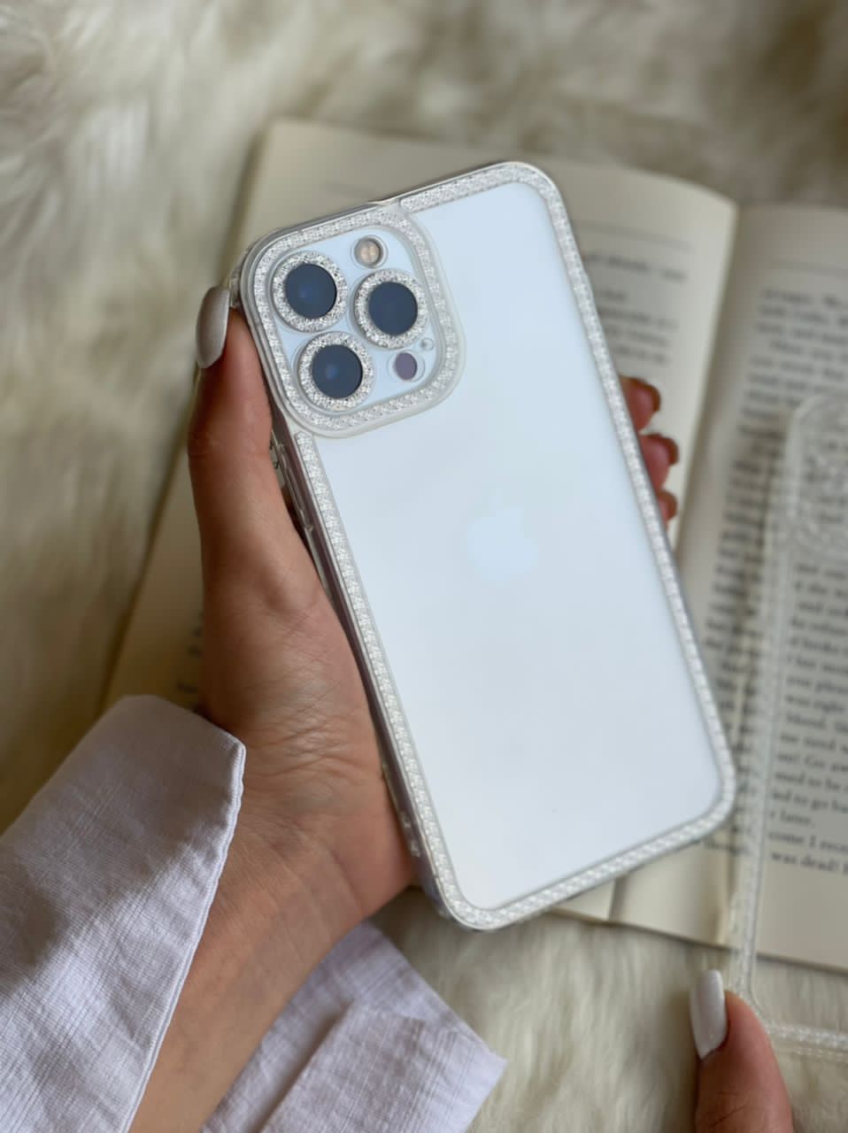 قاب آیفون ژله ای بیرنگ دور نگین اکلیلی