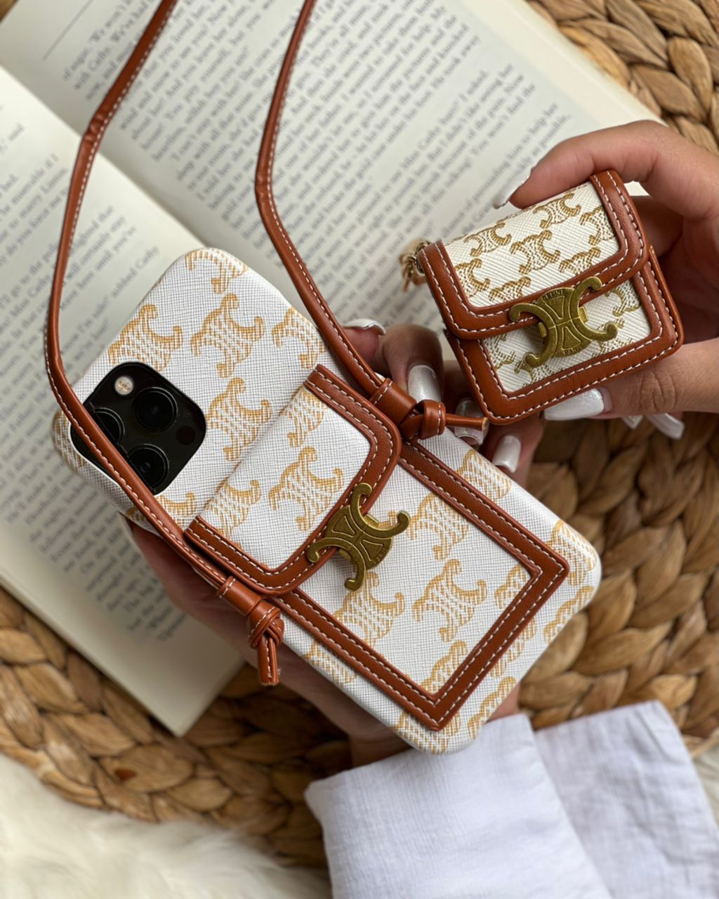 کاور ایرپاد برند کلین کرم نوتلا بندی چرمی