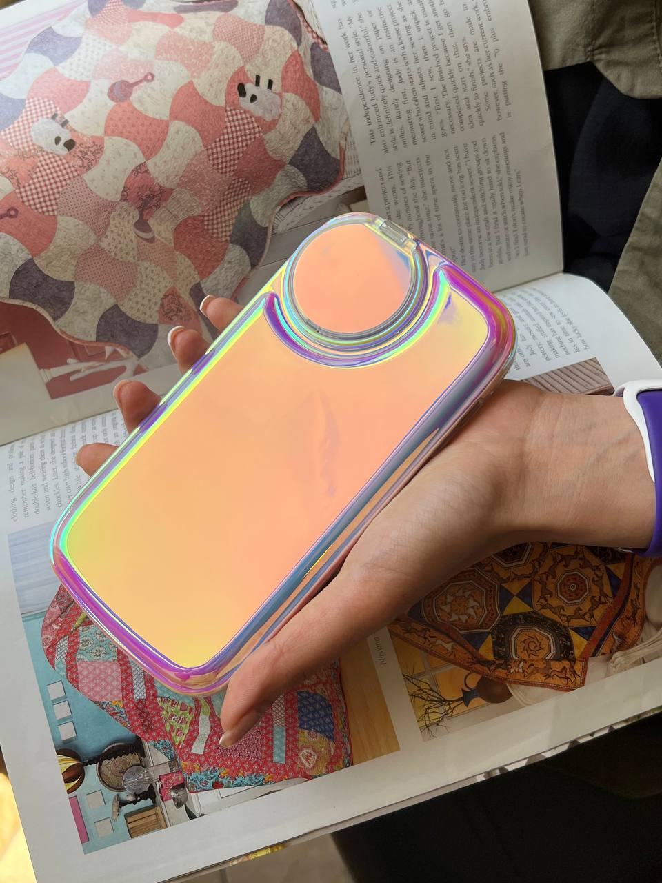 قاب آیفون هلوگرامی آینه ای