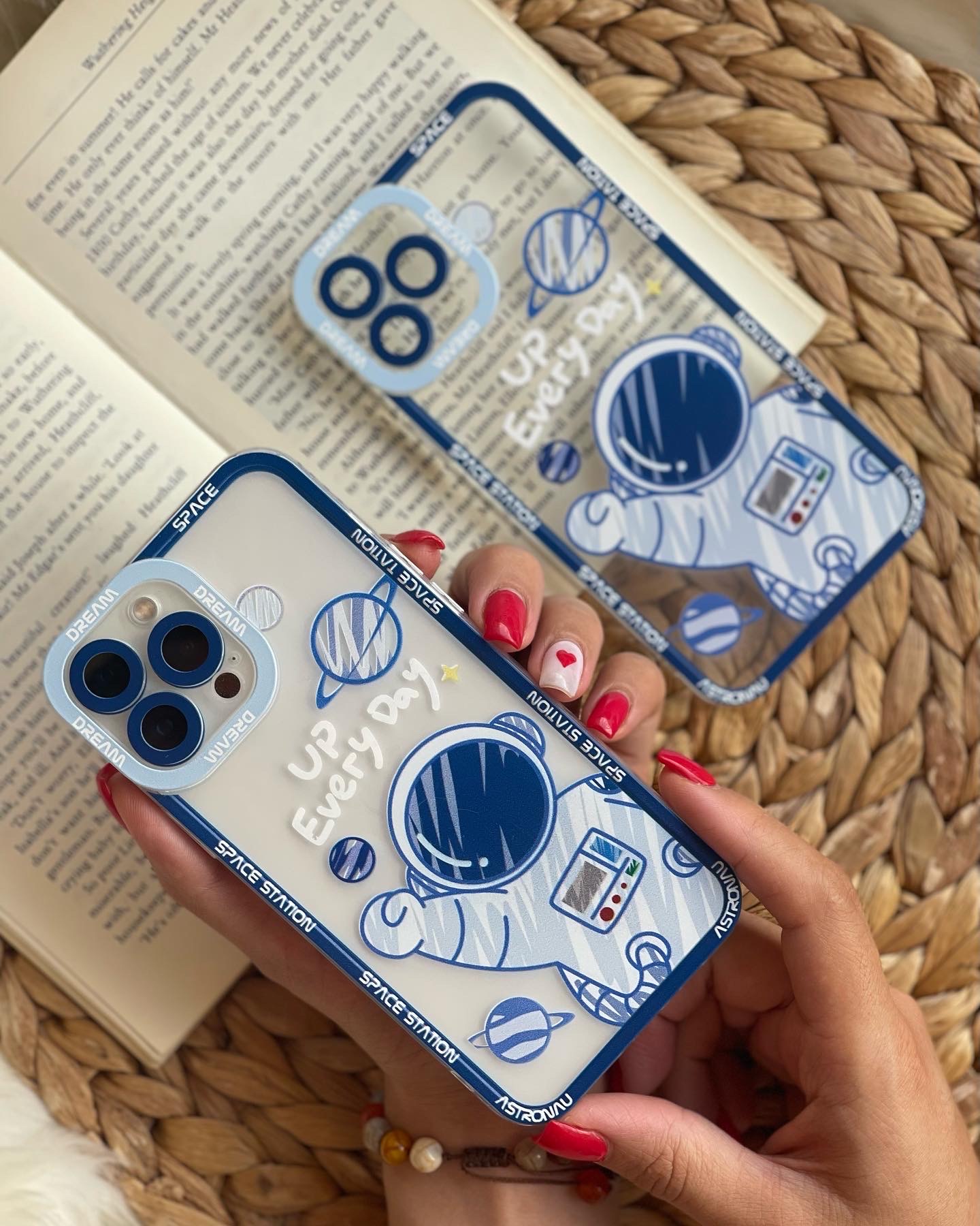 قاب آیفون ماهواره فضایی استارلینک محافظ لنزدار