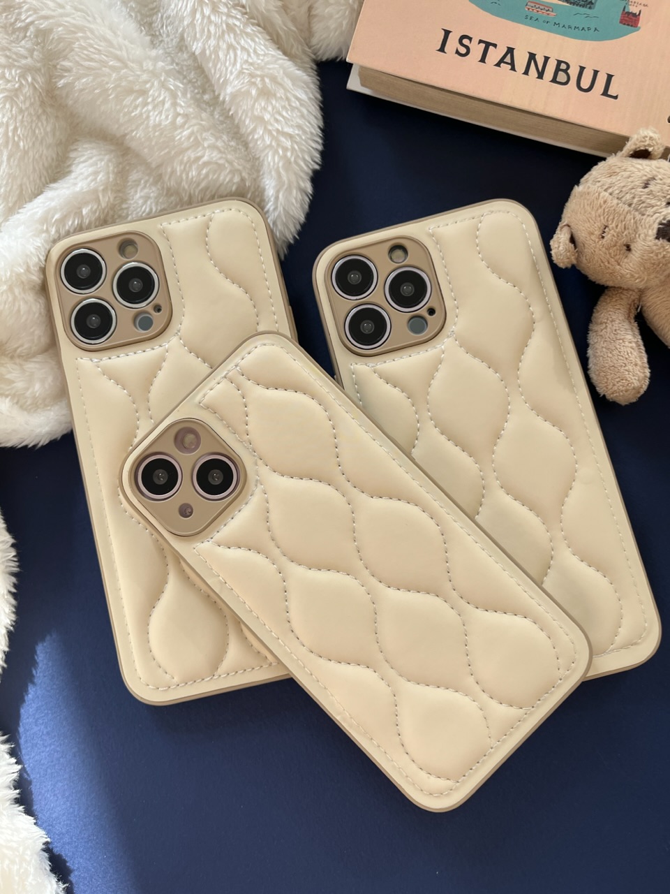 قاب آیفون بالشتی