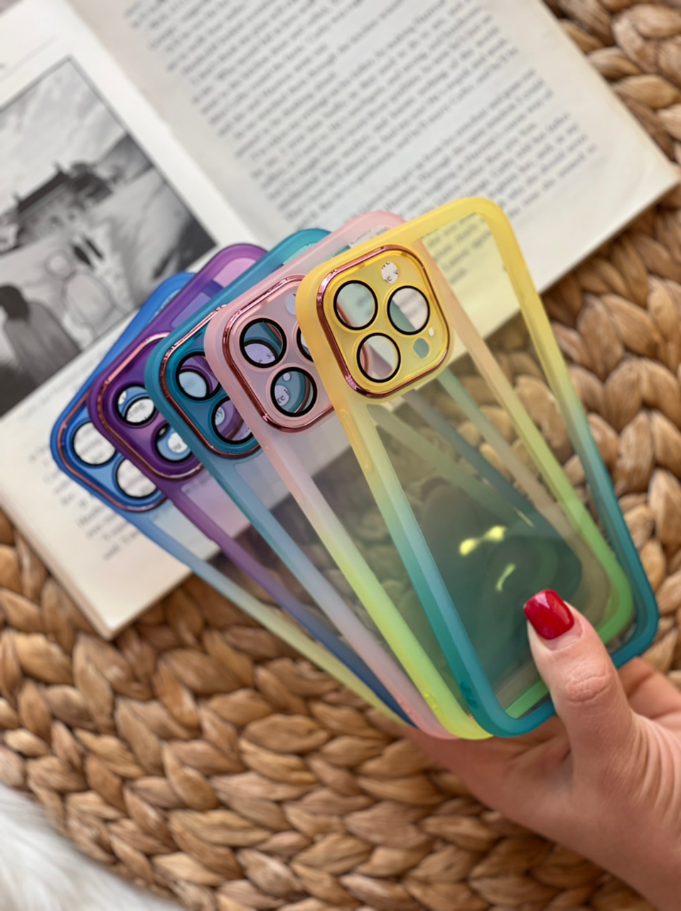 قاب موبایل آیفون یخ در بهشت دورنگ شفاف