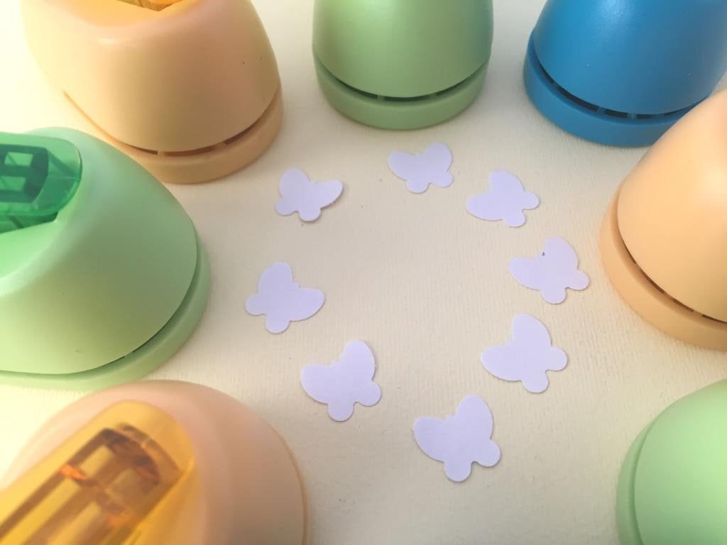 پانچ طرح پروانه