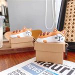 کاور ایرپاد گربه روی جعبه