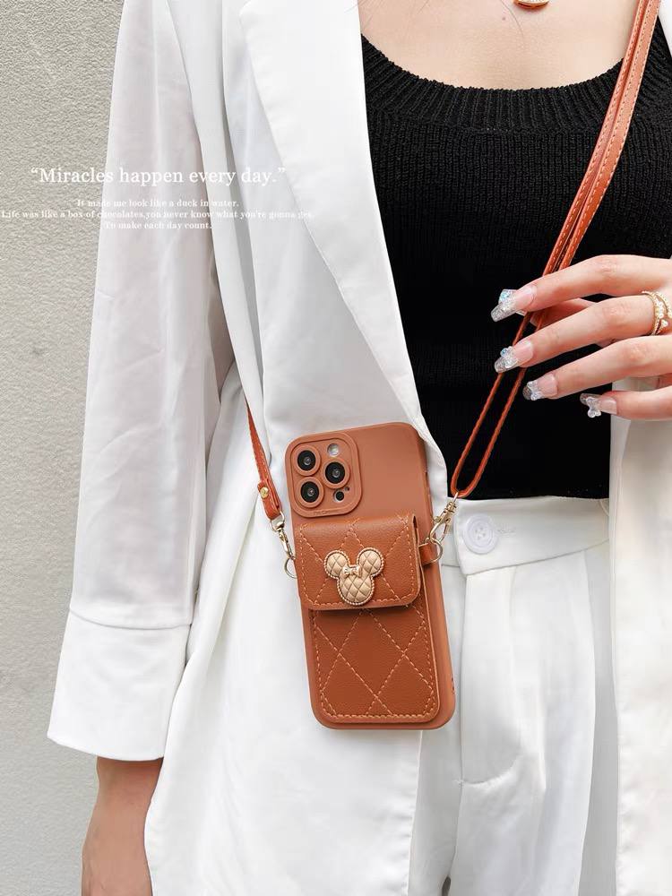 قاب میکی جاکارتی همراه بند چرمی