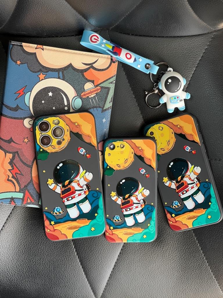 قاب فضانورد کوچولو