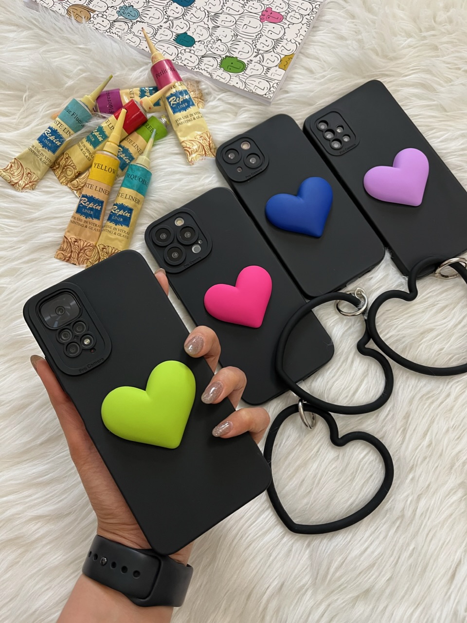 قاب قلبهای رنگی با بند النگویی