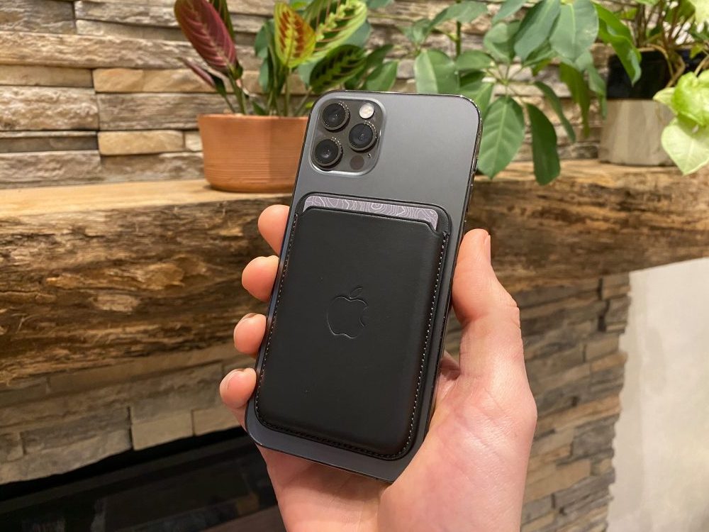 جاکارتی مگ سیف اپل Leather wallet magsafe