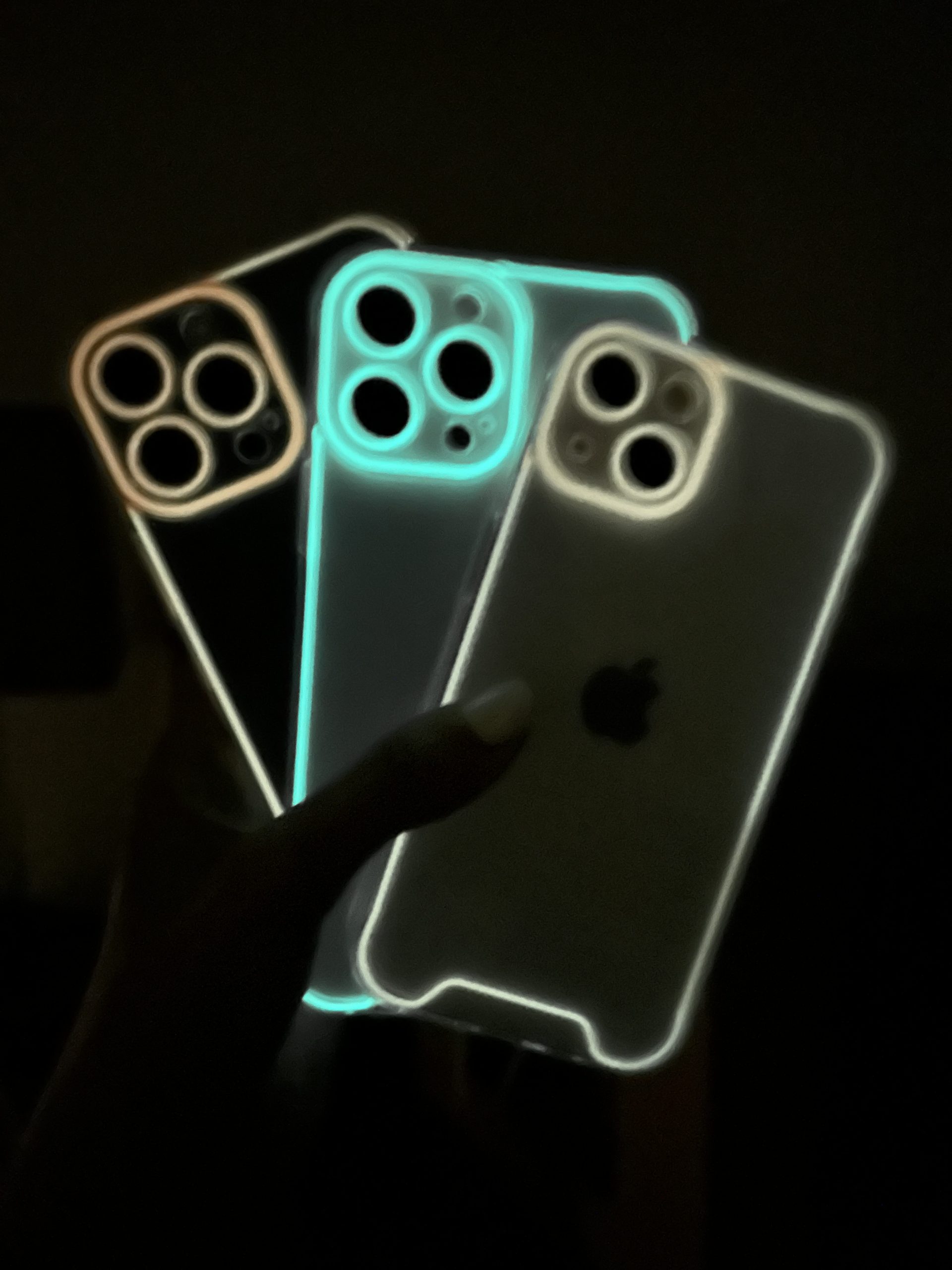 قاب Black Light شبرنگ