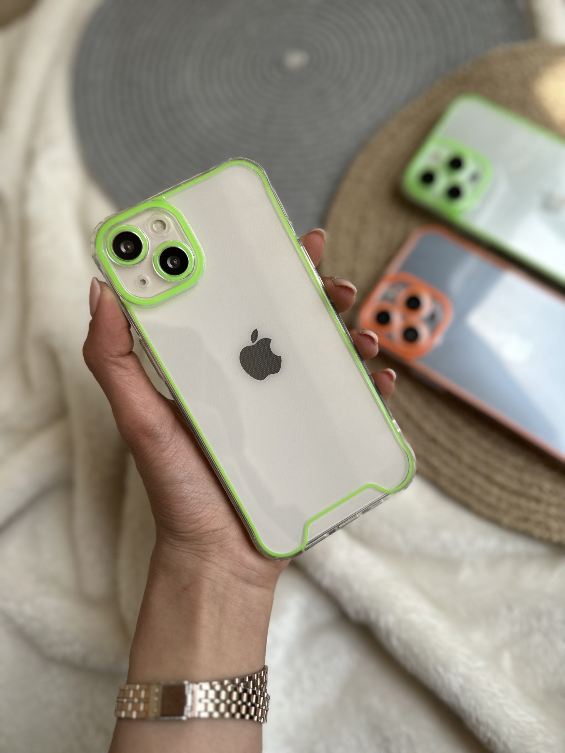 قاب Black Light شبرنگ