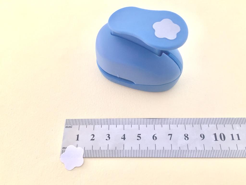 پانچ متوسط طرح گل