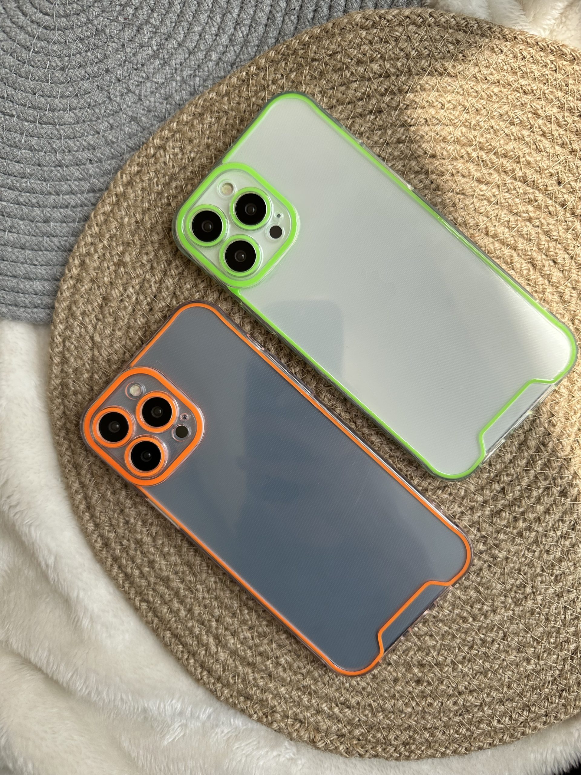 قاب Black Light شبرنگ