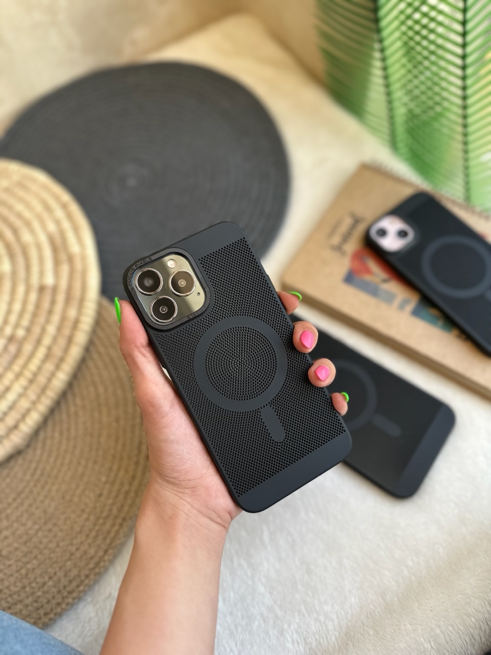 قاب Net Case with Magsafe