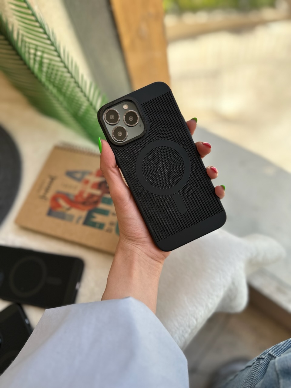 قاب Net Case with Magsafe