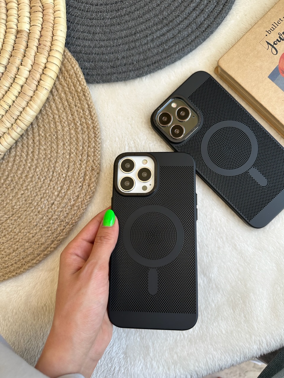 قاب Net Case with Magsafe