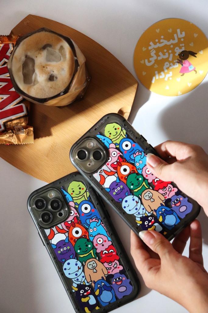 قاب موبایل آیفون هیولاهای کارتونی محافظ لنز دار