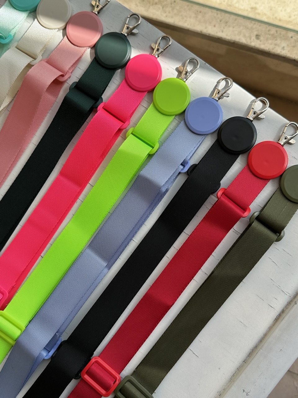 بند کراس بادی در 14 رنگ