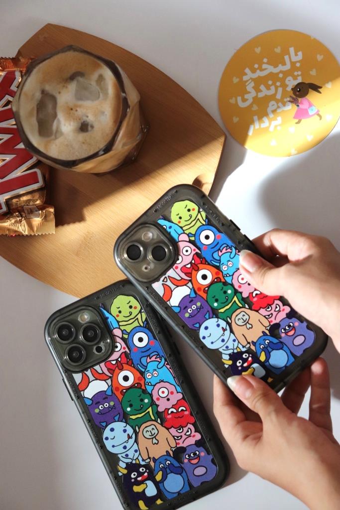 قاب موبایل آیفون هیولاهای کارتونی محافظ لنز دار