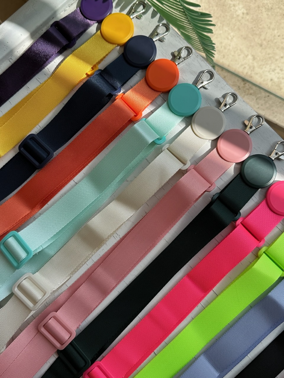 بند کراس بادی در 14 رنگ