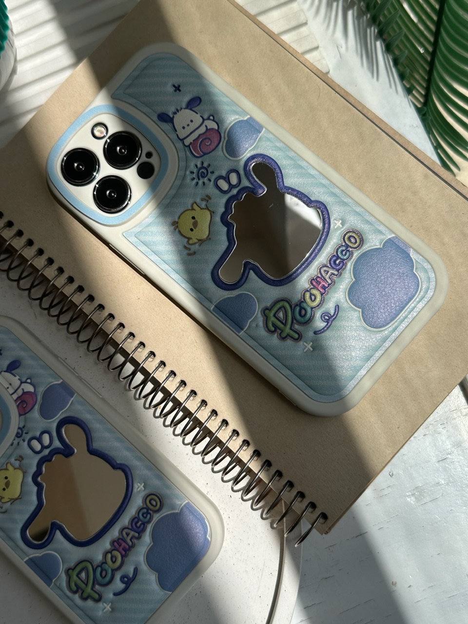 قاب Pochacco چرمی برجسته آینه دار