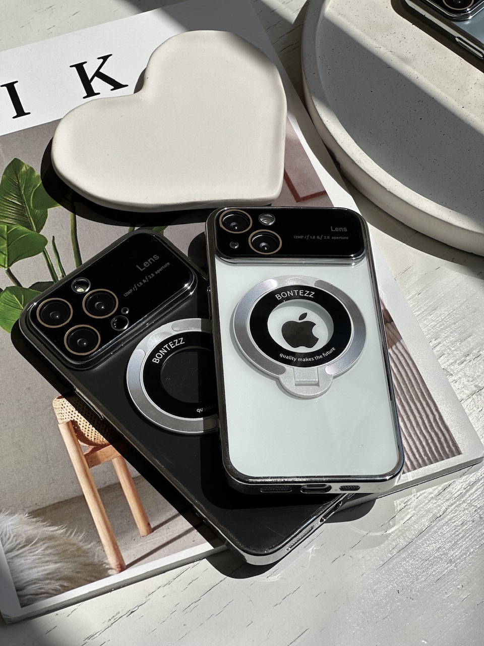 قاب Bontezz استند شو شفاف