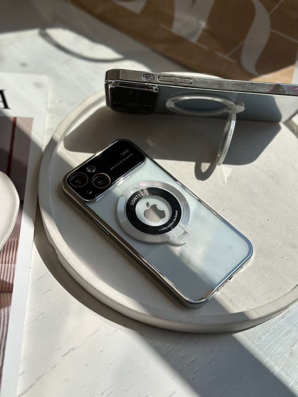 قاب Bontezz استند شو شفاف