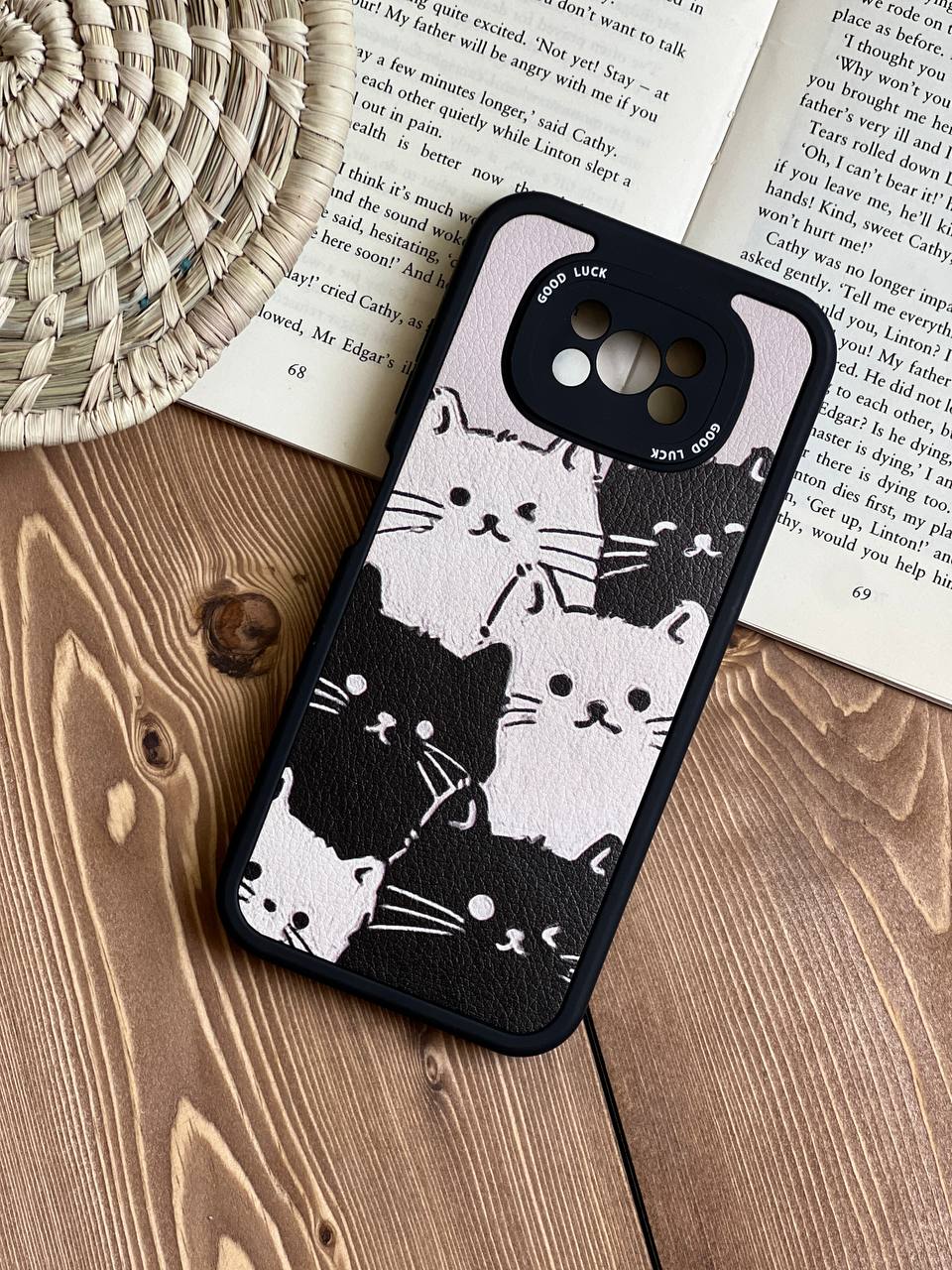 قاب موبایل گربه های کیوت سیاه و سفید محافظ لنزدار