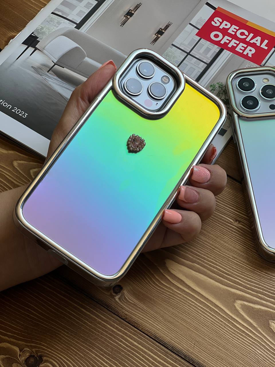 قاب موبایل آیفون کویین نگین دار هفت رنگ