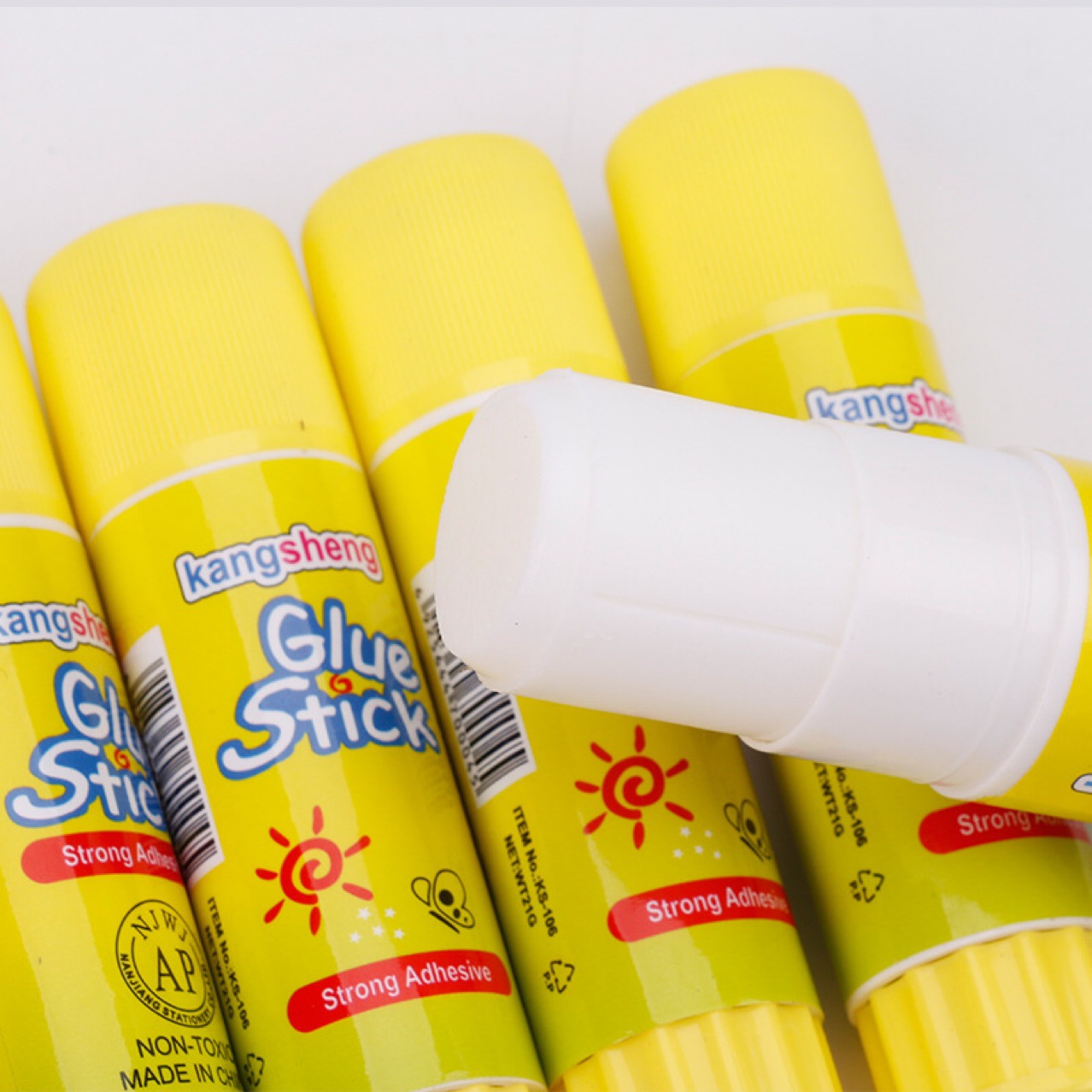 چسب ماتیکی 15 گرم کانشنگ