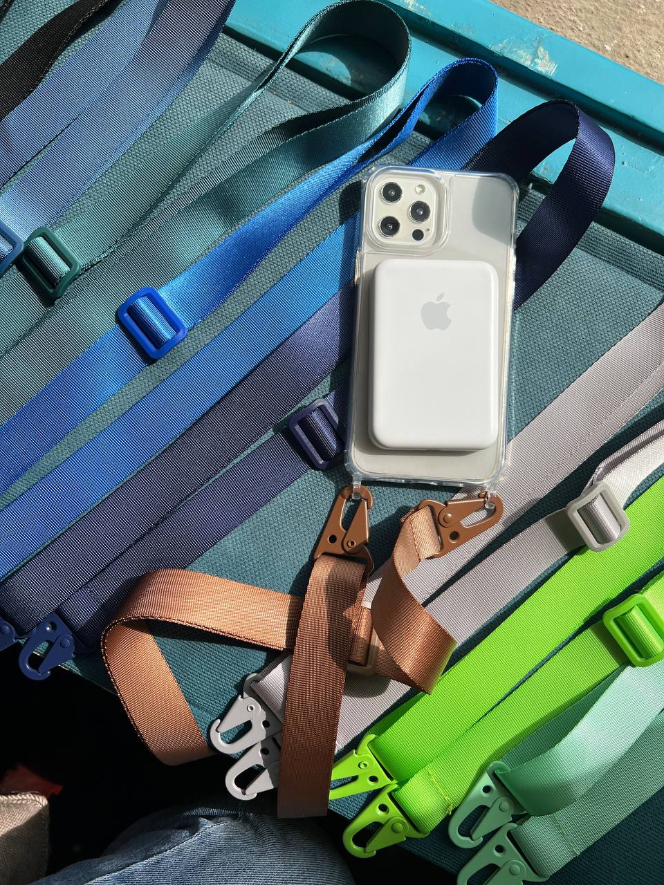 قاب مگ سیف دار شفاف قلابدار