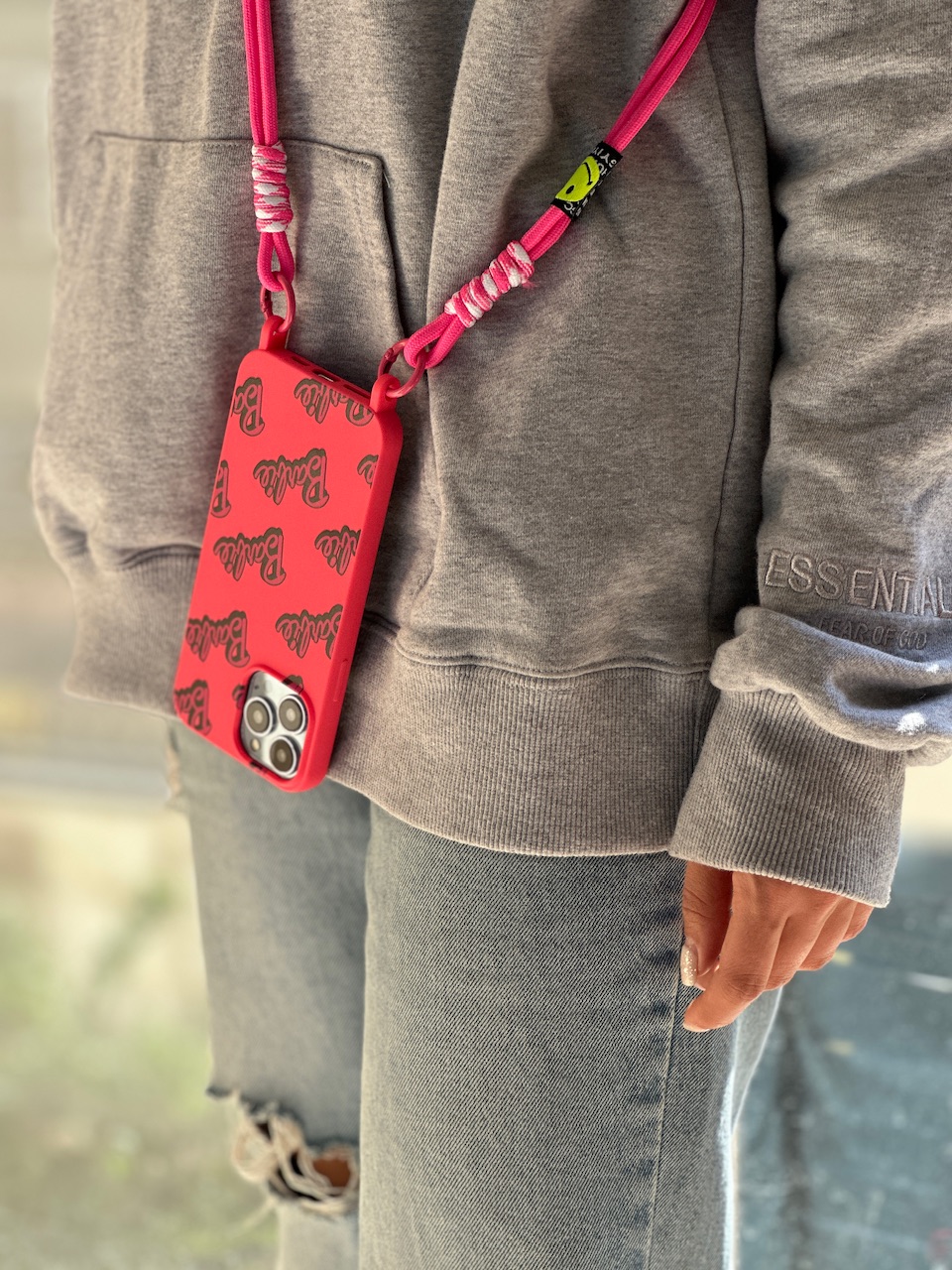 قاب آیفون باربی با بند