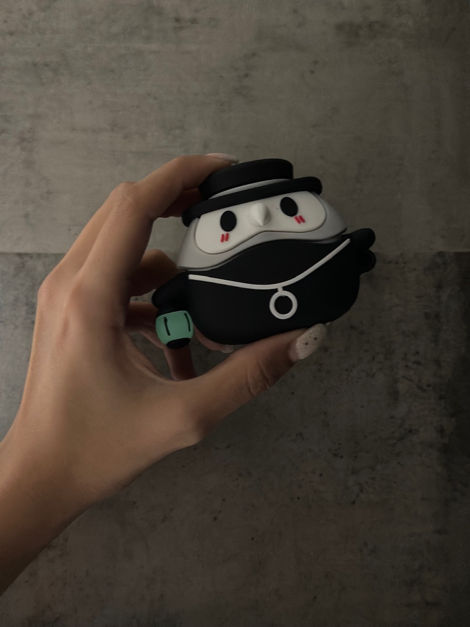 کاور ایرپاد جغد فانوس دار شبرنگ DOCTOR BEAK