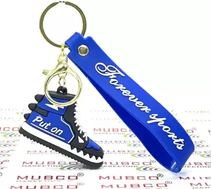 جاکلیدی آویز طرح کتونی