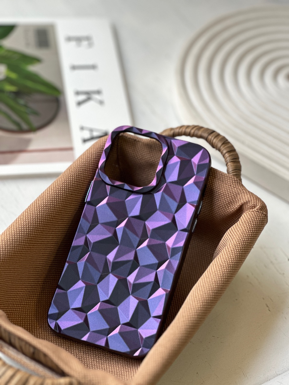 قاب آیفون اکولایزر بنفش