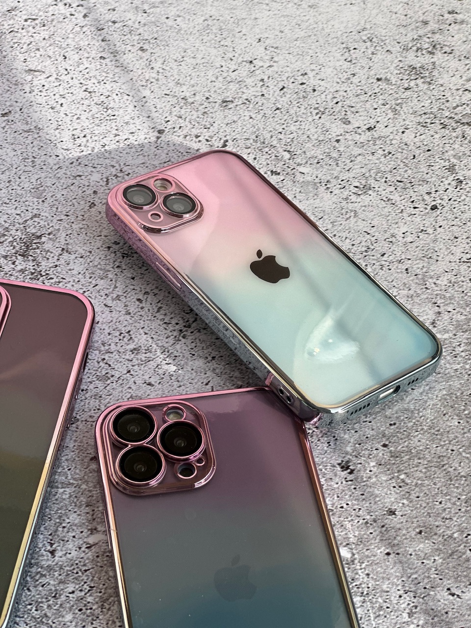 قاب آیفون یخمکی