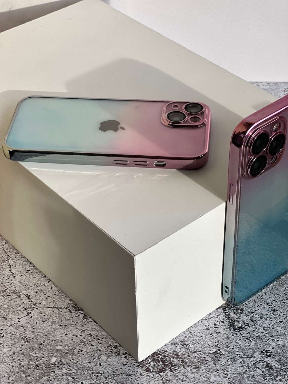 قاب آیفون یخمکی