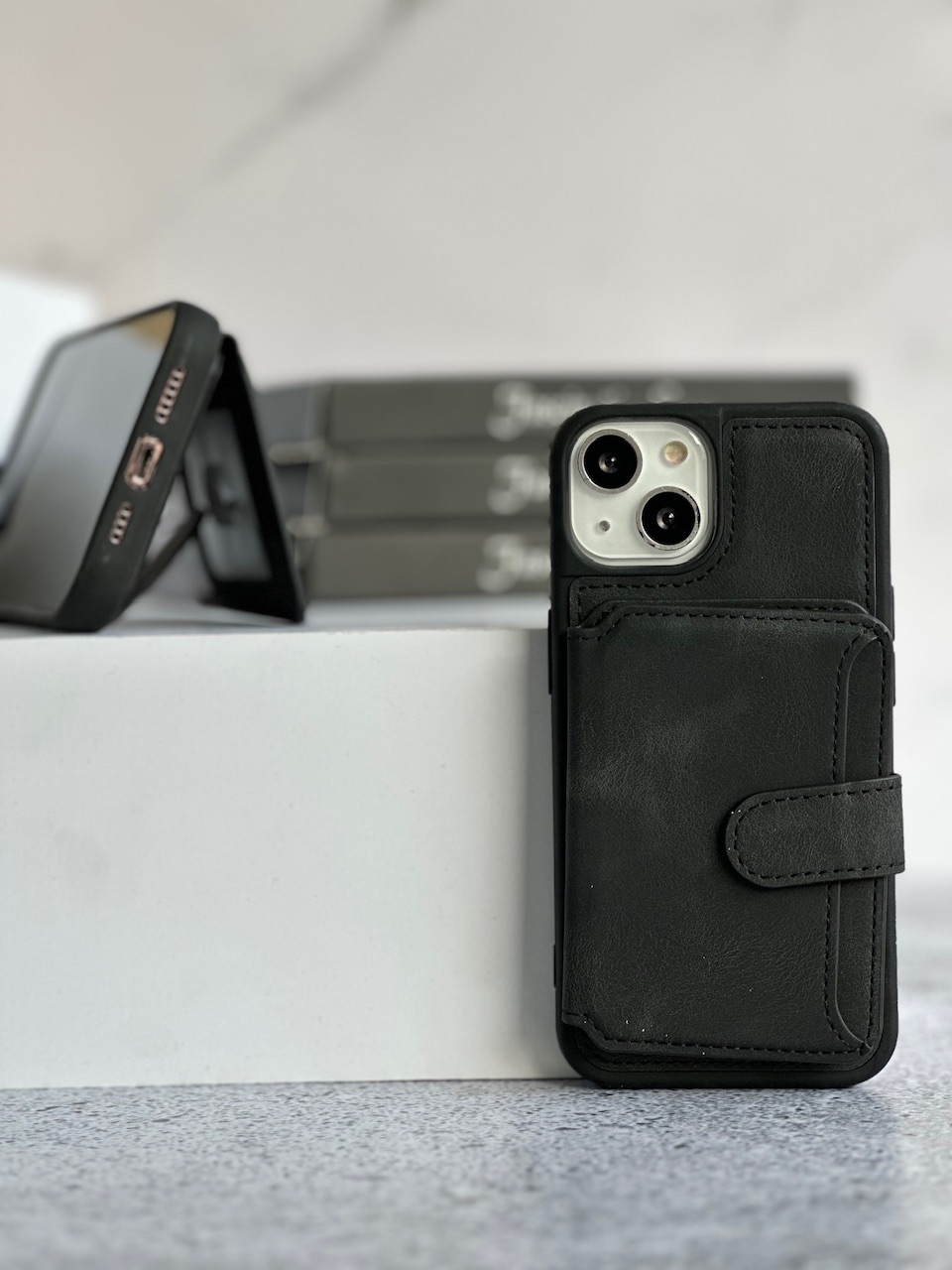 قاب Edmonds جاکارتی چرمی