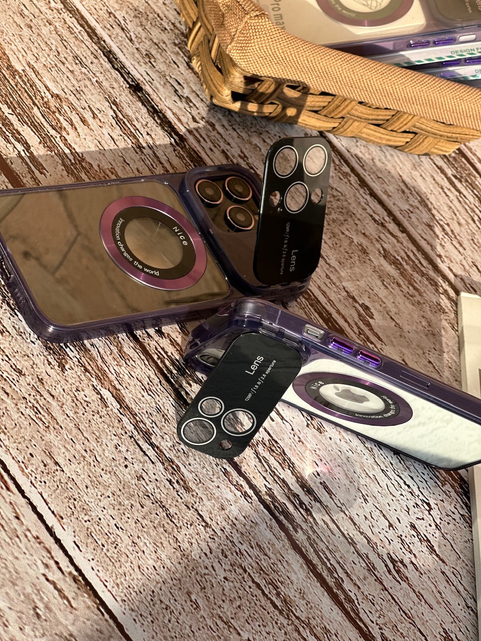 قاب Purple Lens استند شو