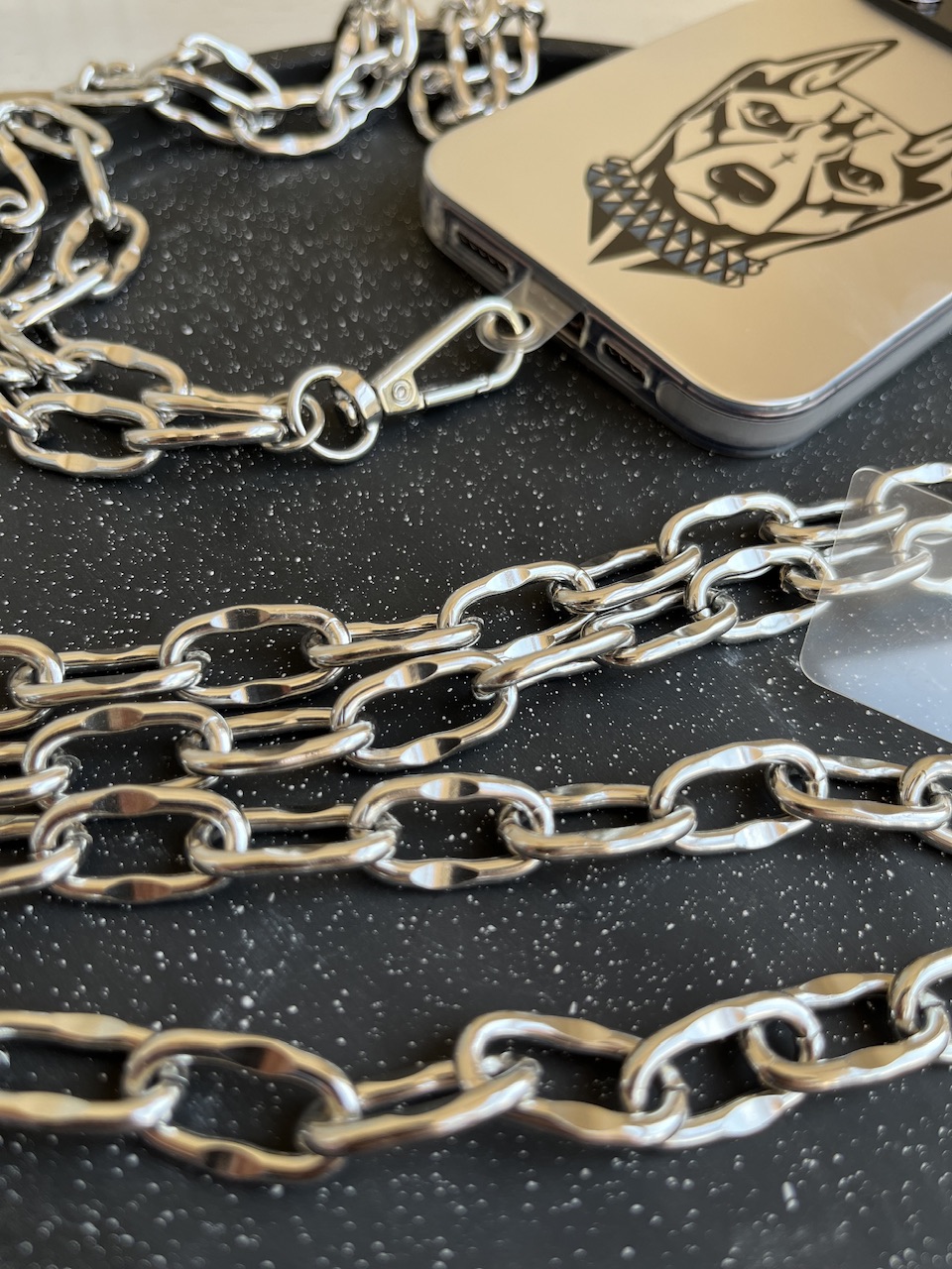 زنجیر نقره ای گوشی