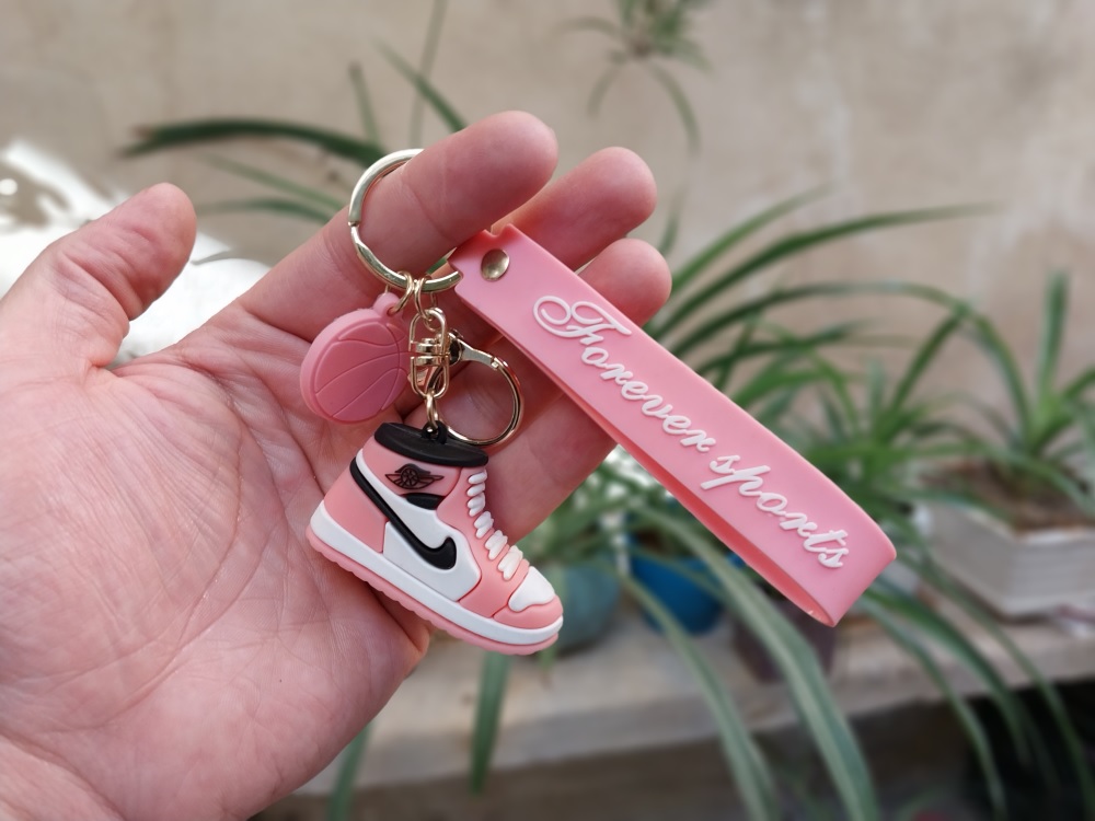 جاکلیدی طرح کفش