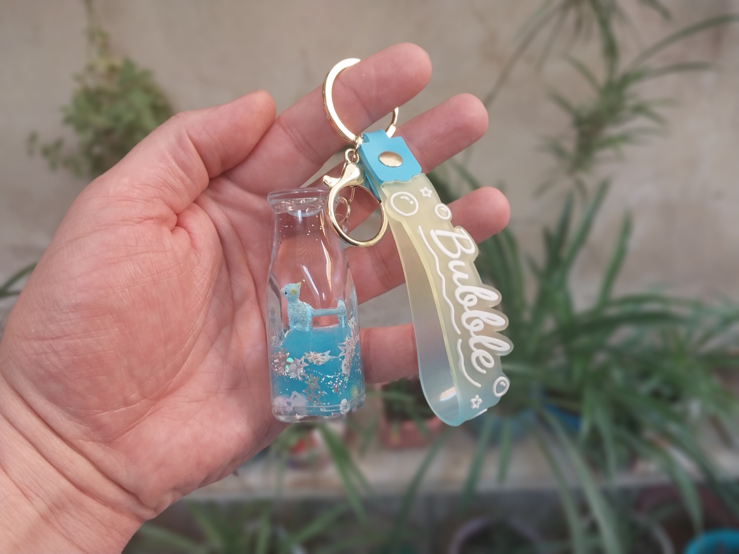 جاکلیدی آویز آکواریومی طرح بطری