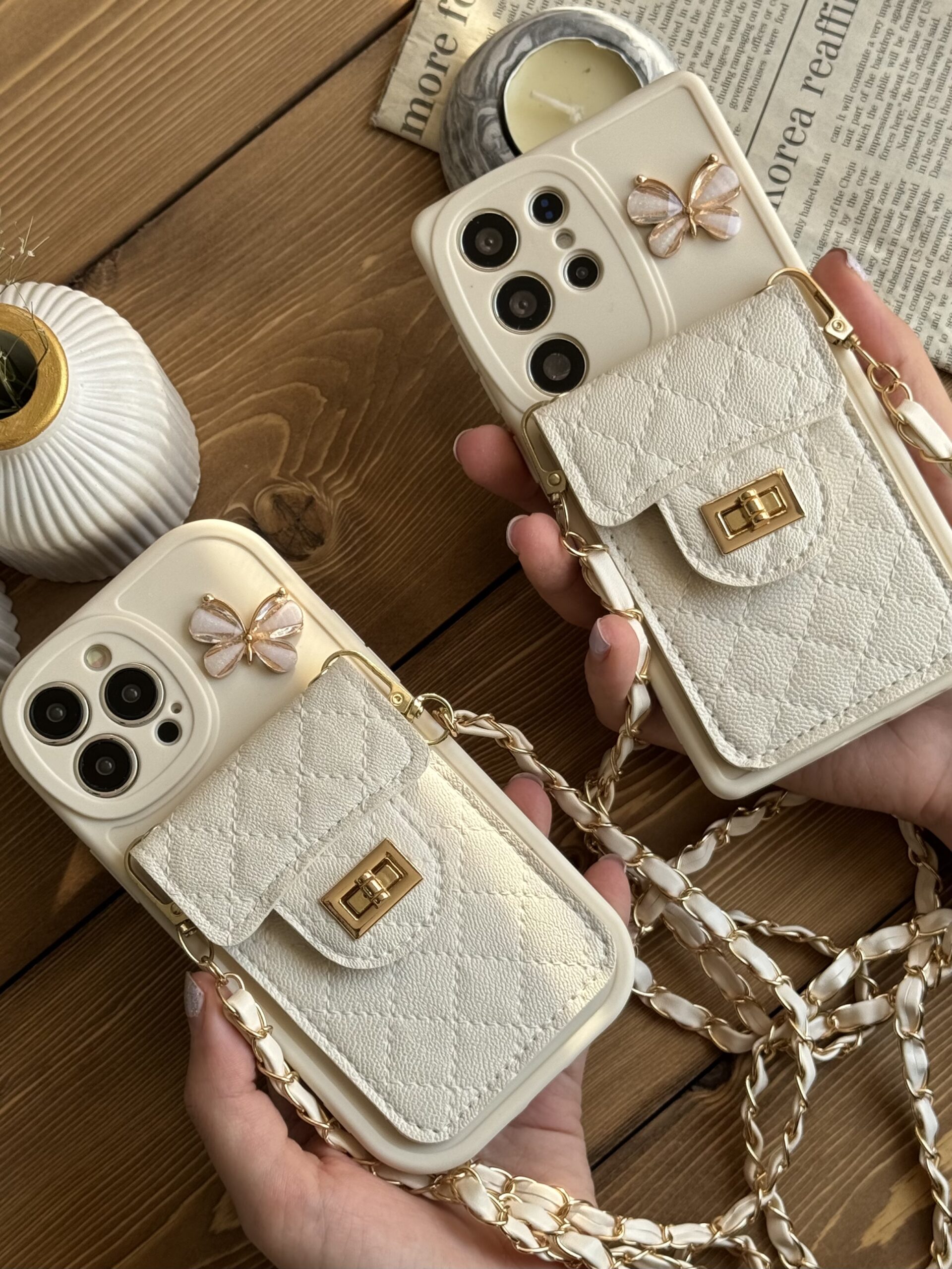 قاب آیفون بالشتی پروانه ای جاکارتی دار